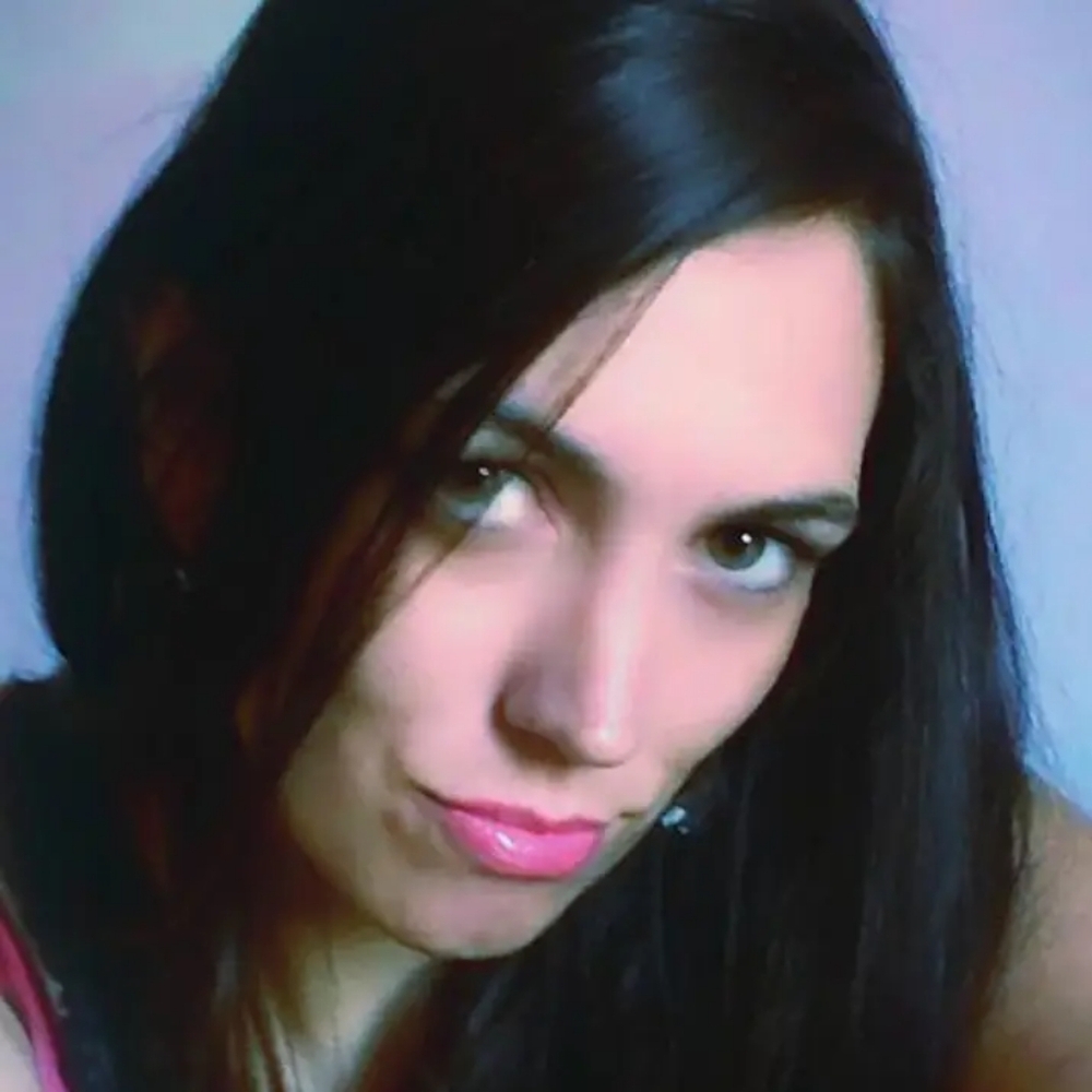 Meet your Posher, Rosiana